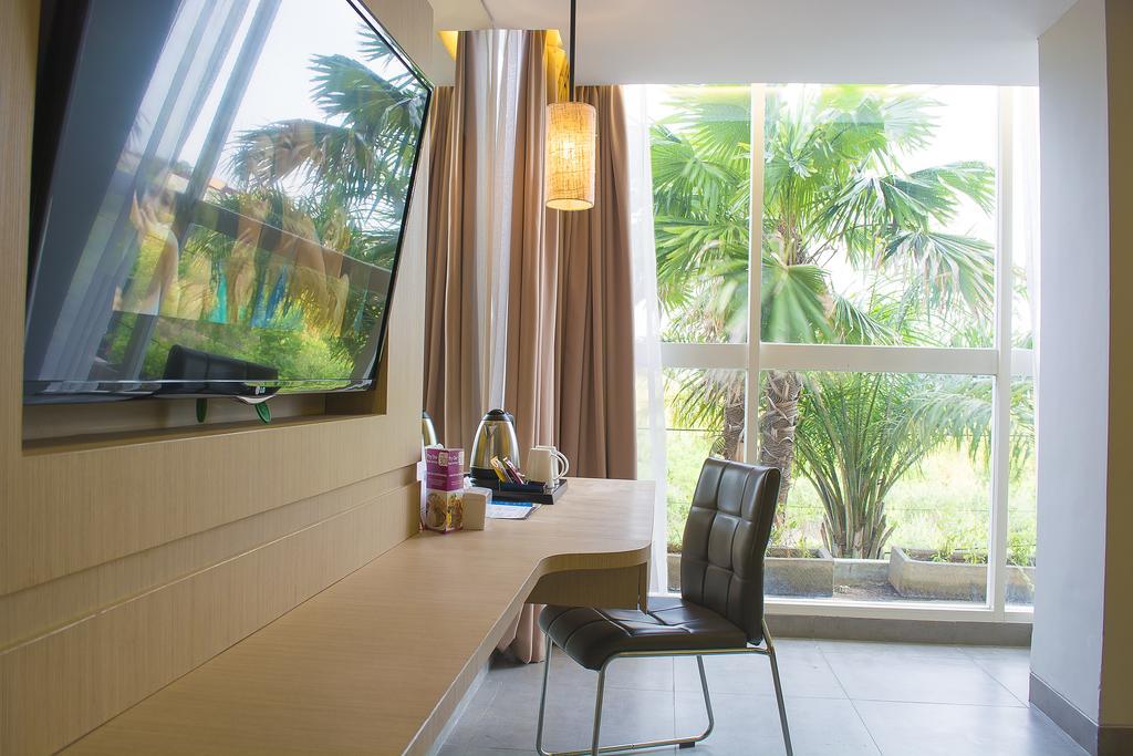 Kyriad Royal Seminyak Værelse billede