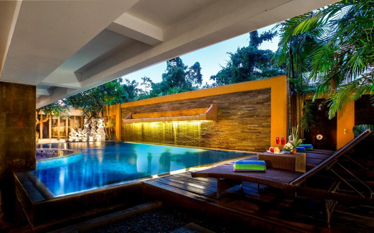 Kyriad Royal Seminyak Eksteriør billede