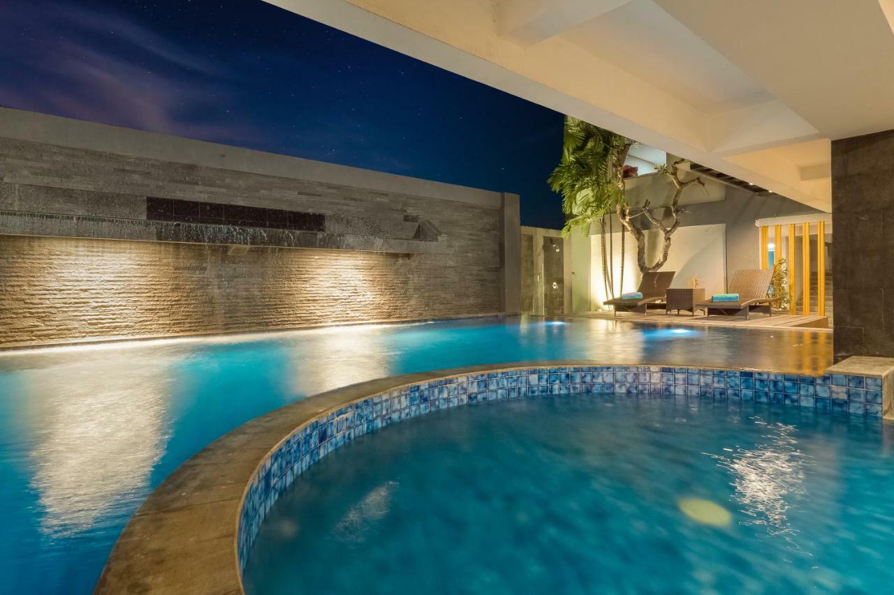 Kyriad Royal Seminyak Eksteriør billede